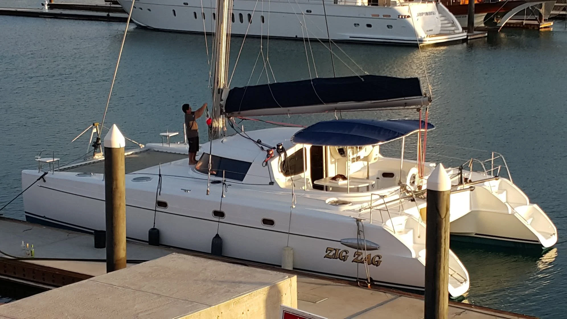 Zig Zag Catamarán cabo